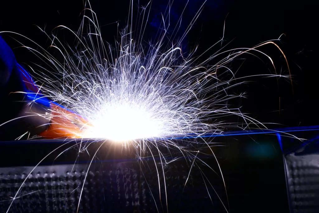 Metal Welding with sparks